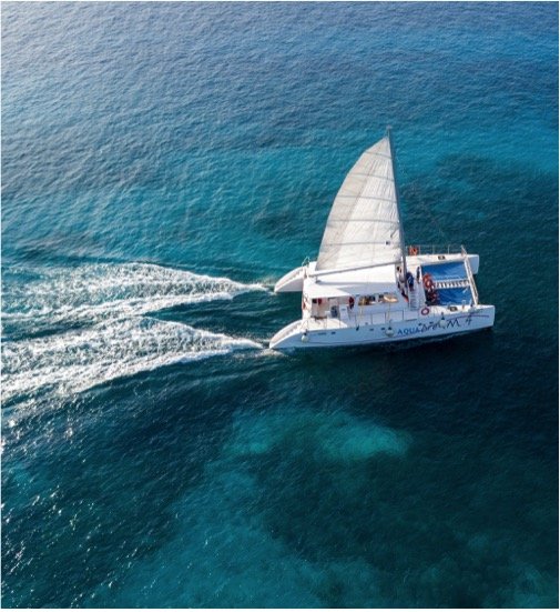 Cielo Cozumel By Catamaran & Beach Club Tour - Image 4